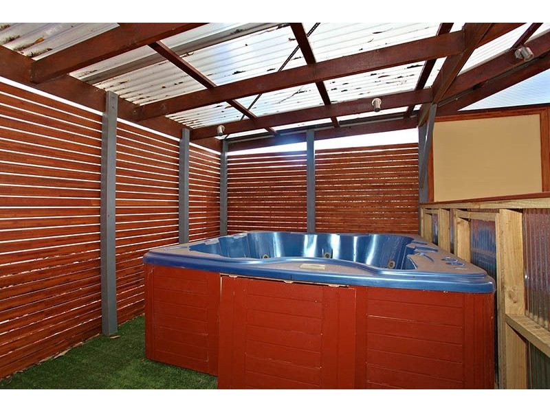 4 Cindy Court, Somerville VIC 3912