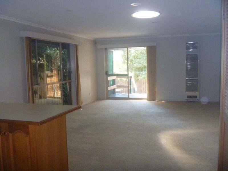 131 Heatherhill Rd, Frankston VIC 3199