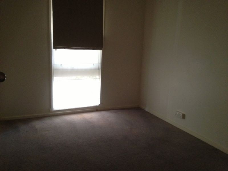 11 Olstead Drive, Somerville VIC 3912