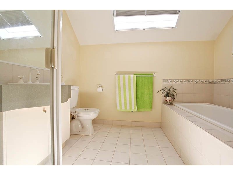 19 Angelina Way, Somerville VIC 3912