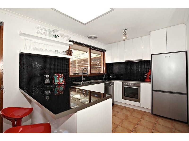 66 Pembroke Drive, Somerville VIC 3912