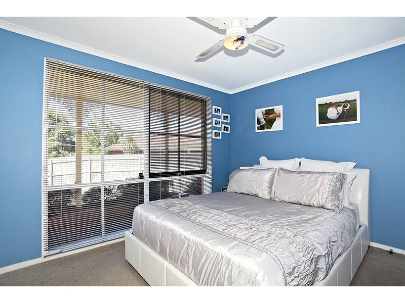 66 Pembroke Drive, Somerville VIC 3912