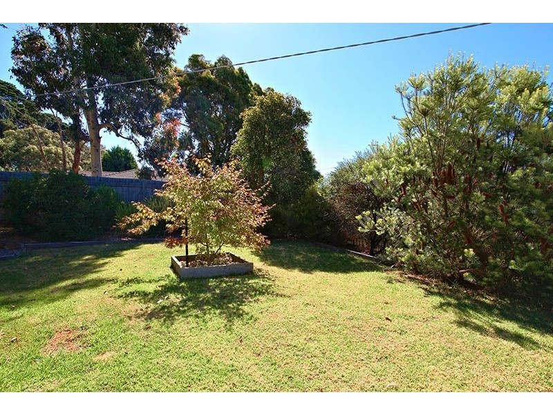 66 Pembroke Drive, Somerville VIC 3912