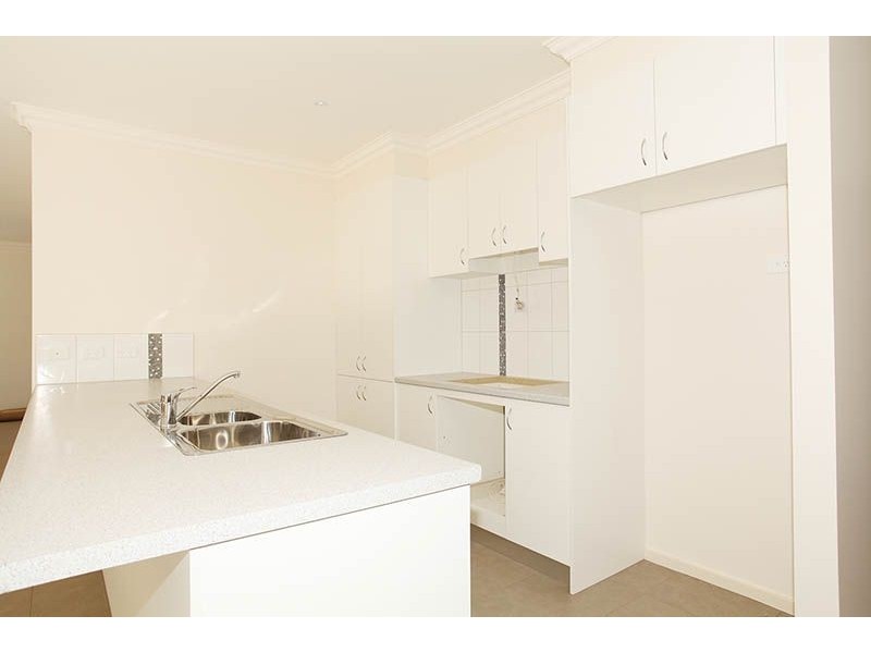 3/76 Eramosa Road East, Somerville VIC 3912