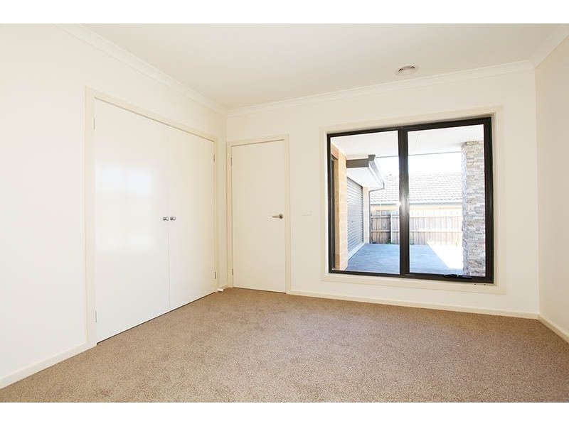 3/76 Eramosa Road East, Somerville VIC 3912