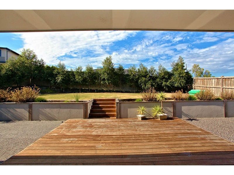 3 Waterhouse Way, Cranbourne South VIC 3977