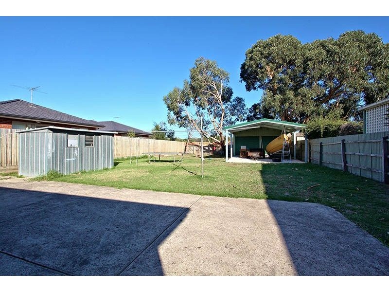 42 Railway Road, Baxter VIC 3911