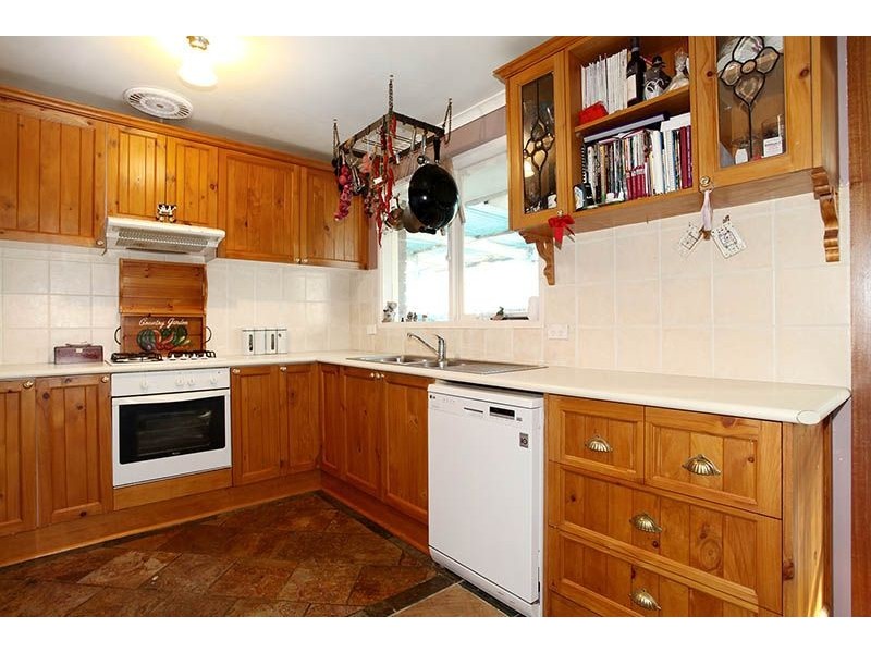 49 Station Street, Baxter VIC 3911