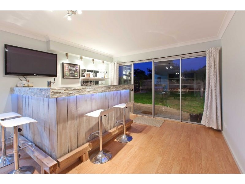 69 Eramosa Road East, Somerville VIC 3912