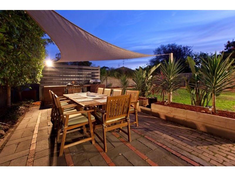 69 Eramosa Road East, Somerville VIC 3912