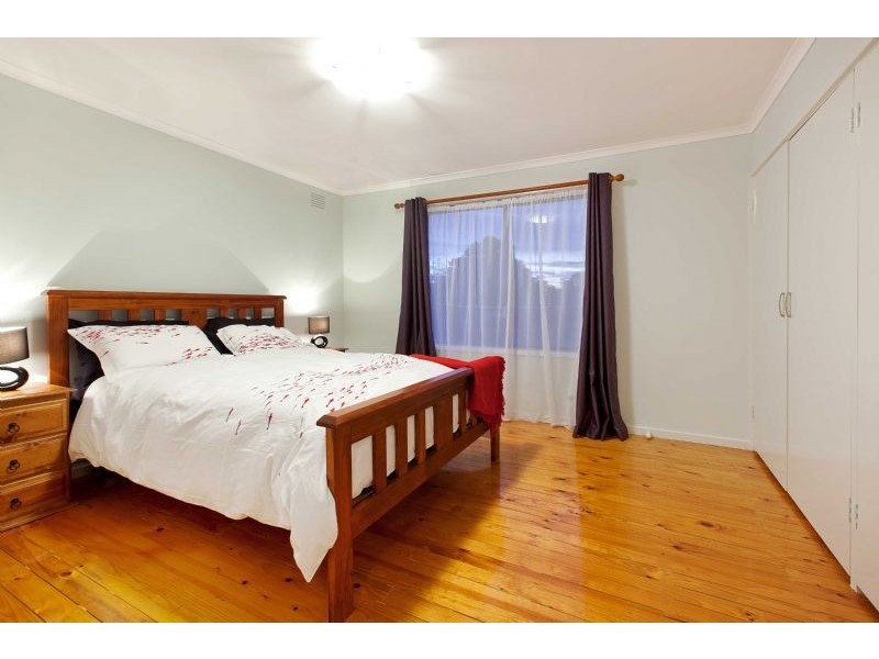 69 Eramosa Road East, Somerville VIC 3912