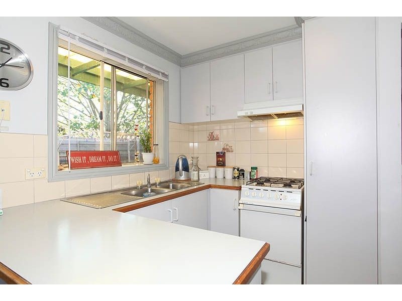 3/12 Wiltshire Dve, Somerville VIC 3912