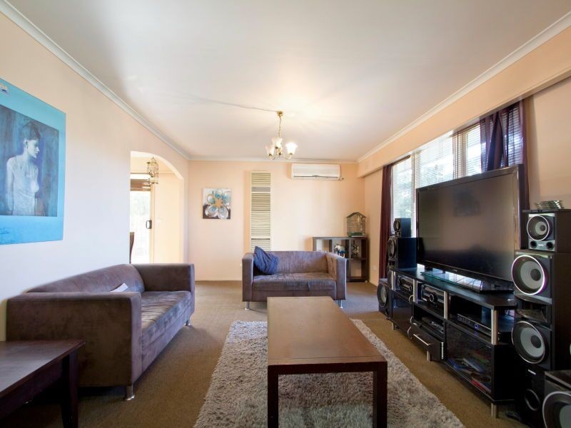 1 Sandra Court, Somerville VIC 3912