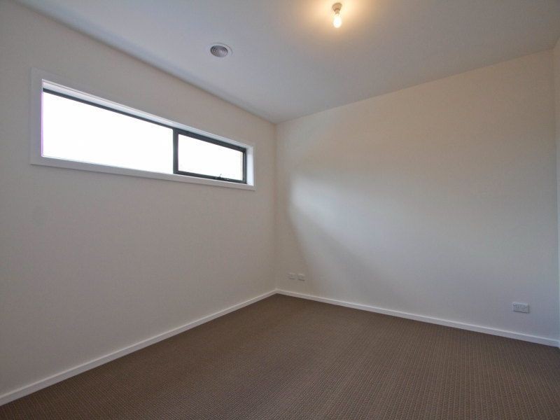 3/72 Eramosa Road East, Somerville VIC 3912