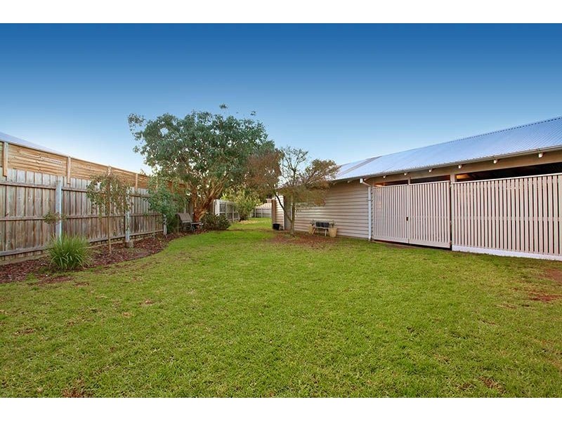 4 Seaton Court, Somerville VIC 3912