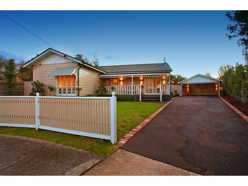 4 Seaton Court, Somerville VIC 3912