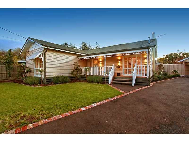 4 Seaton Court, Somerville VIC 3912