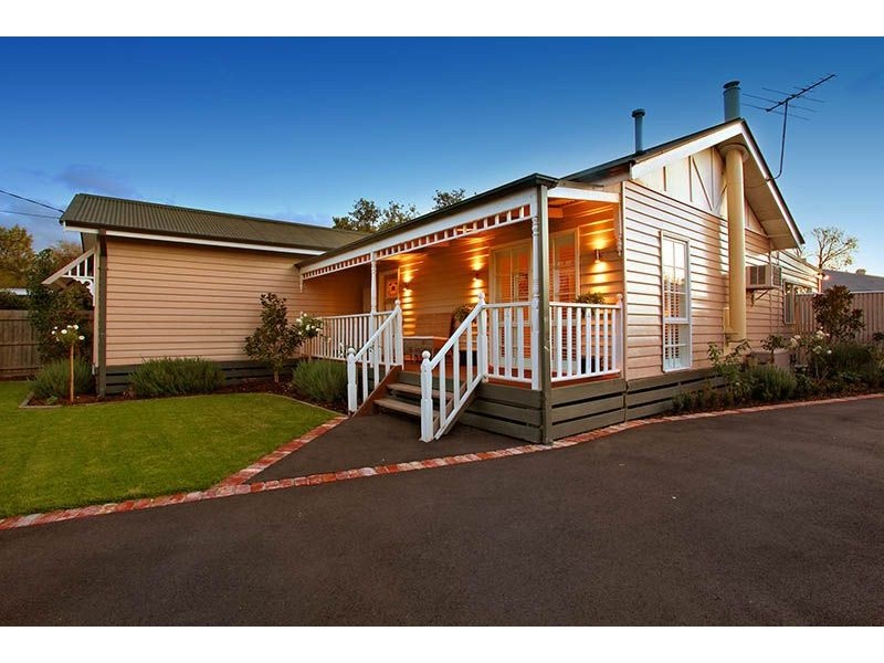 4 Seaton Court, Somerville VIC 3912