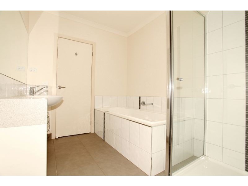 3/76 Eramosa Rd East, Somerville VIC 3912