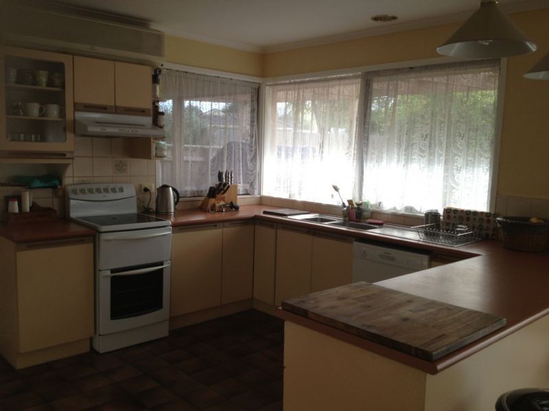 6 Nottingham Ave, Somerville VIC 3912