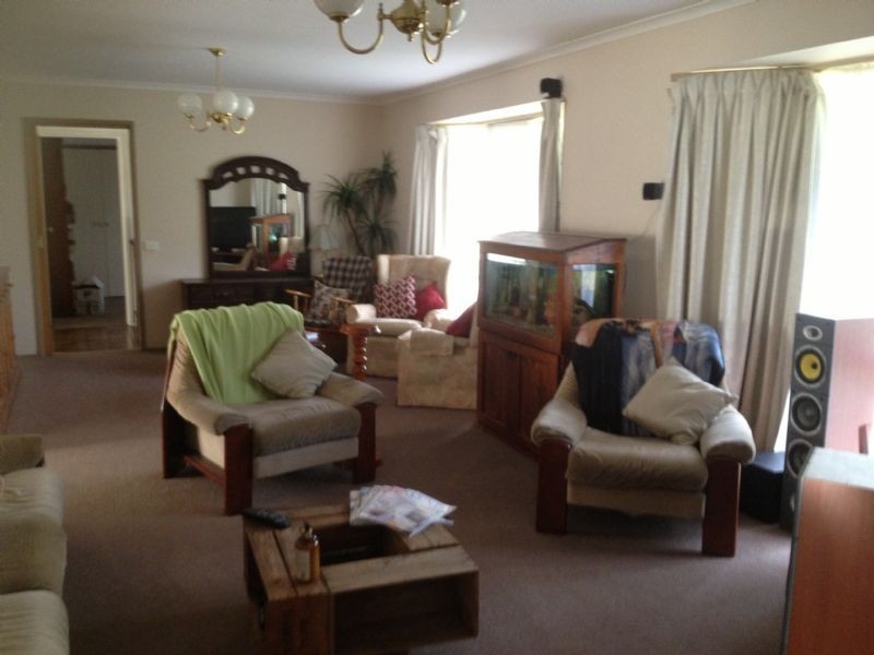 6 Nottingham Ave, Somerville VIC 3912