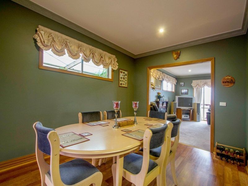 11 Diane Court, Somerville VIC 3912