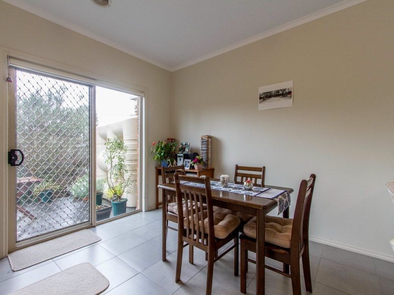 3/10 Raymond Street, Somerville VIC 3912