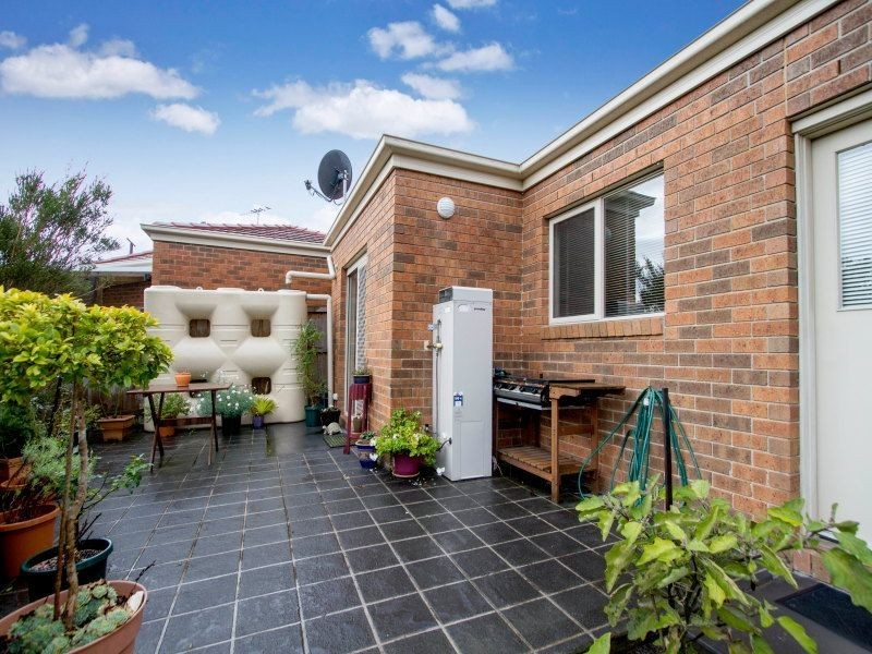 3/10 Raymond Street, Somerville VIC 3912