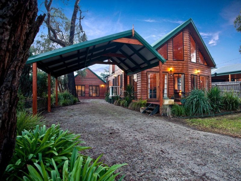 55 Glenalva Parade, Cannons Creek VIC 3977