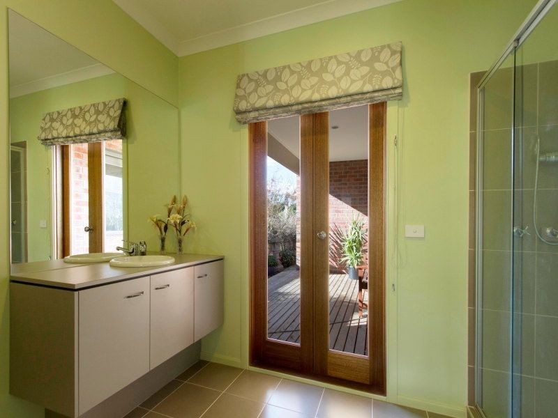 16 Gomms Road, Somerville VIC 3912