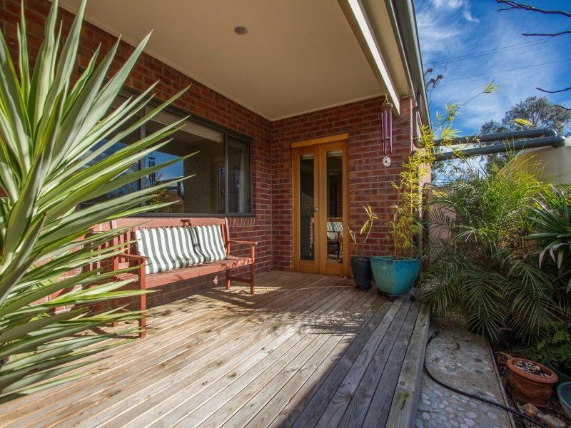 16 Gomms Road, Somerville VIC 3912