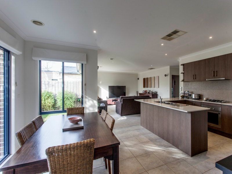 2A Sydney Street, Somerville VIC 3912