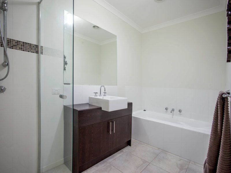 2A Sydney Street, Somerville VIC 3912