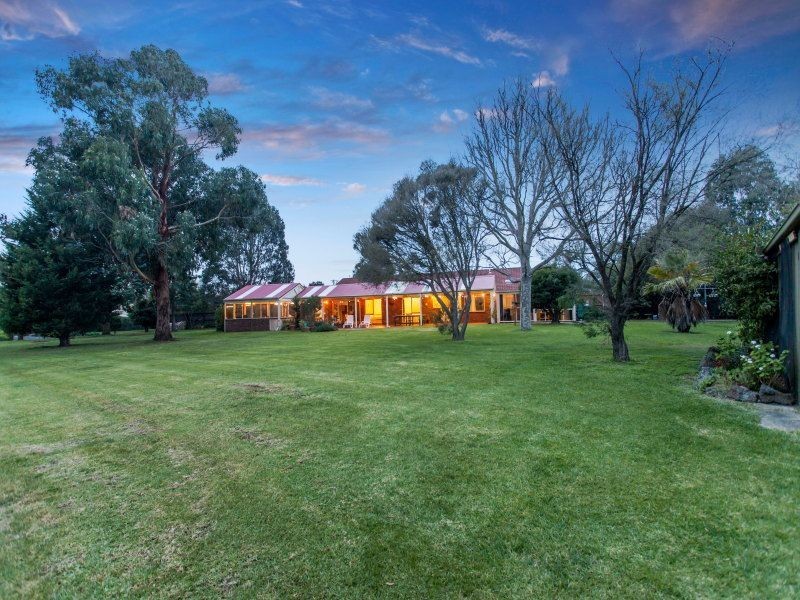 7 Meadow View Road, Somerville VIC 3912