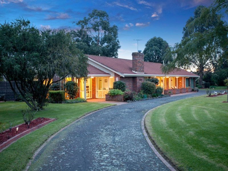 7 Meadow View Road, Somerville VIC 3912