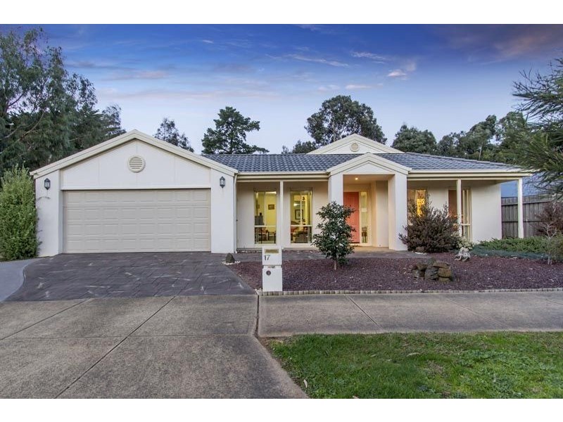 17 Petalnina Close, Somerville VIC 3912