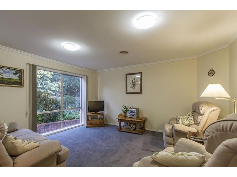 17 Petalnina Close, Somerville VIC 3912