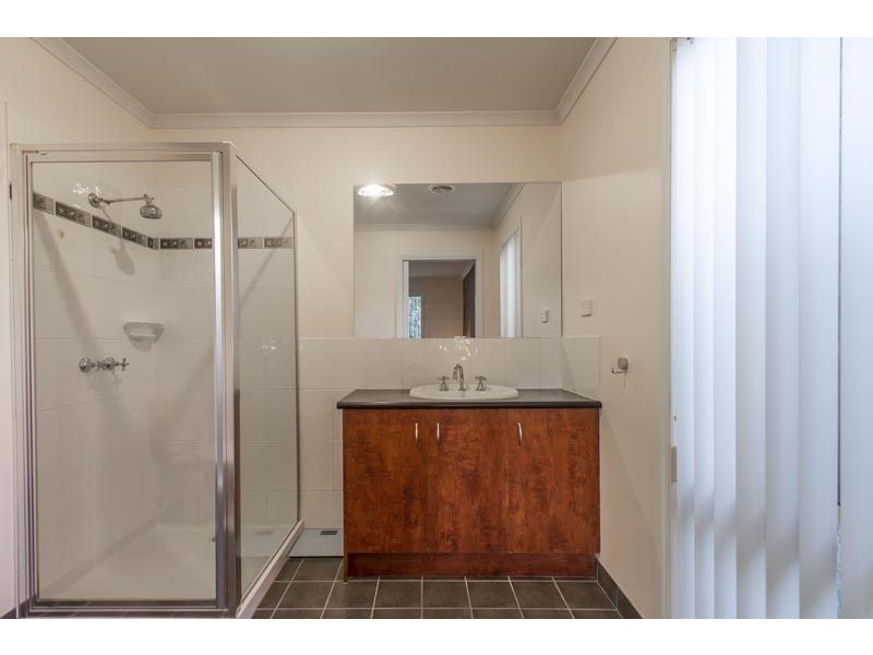 17 Petalnina Close, Somerville VIC 3912