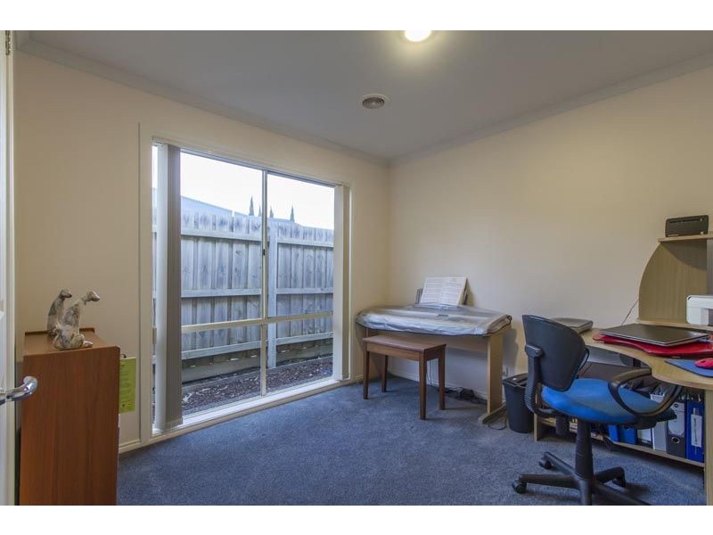 17 Petalnina Close, Somerville VIC 3912