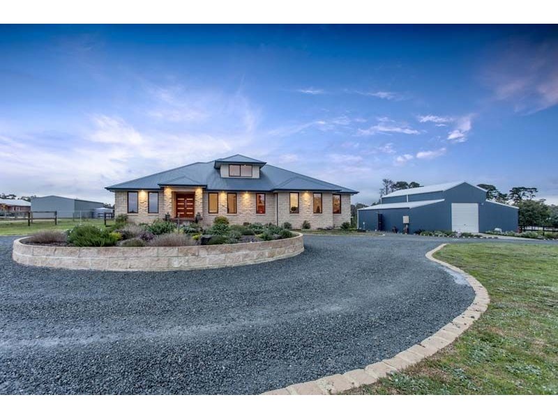 5 Maurandra Close, Hastings VIC 3915