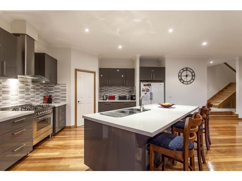 5 Maurandra Close, Hastings VIC 3915