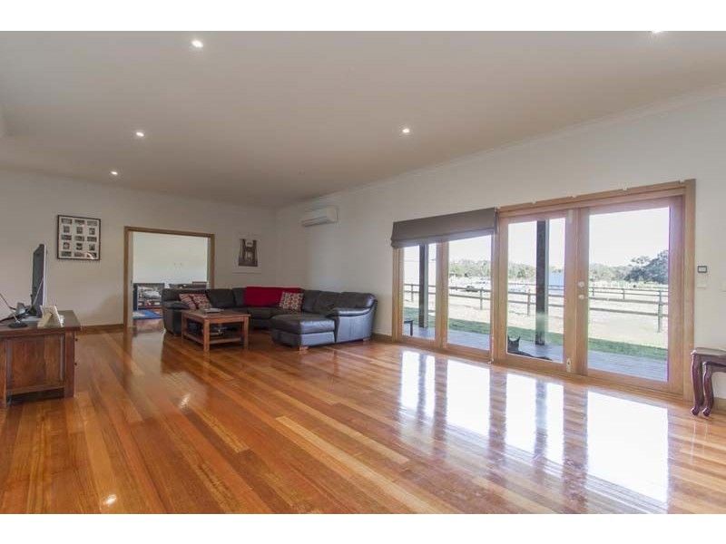 5 Maurandra Close, Hastings VIC 3915