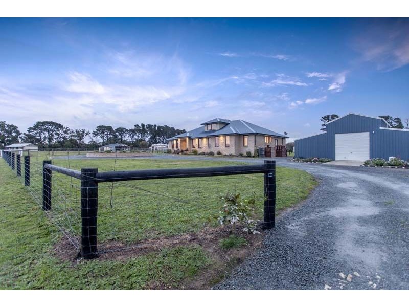 5 Maurandra Close, Hastings VIC 3915