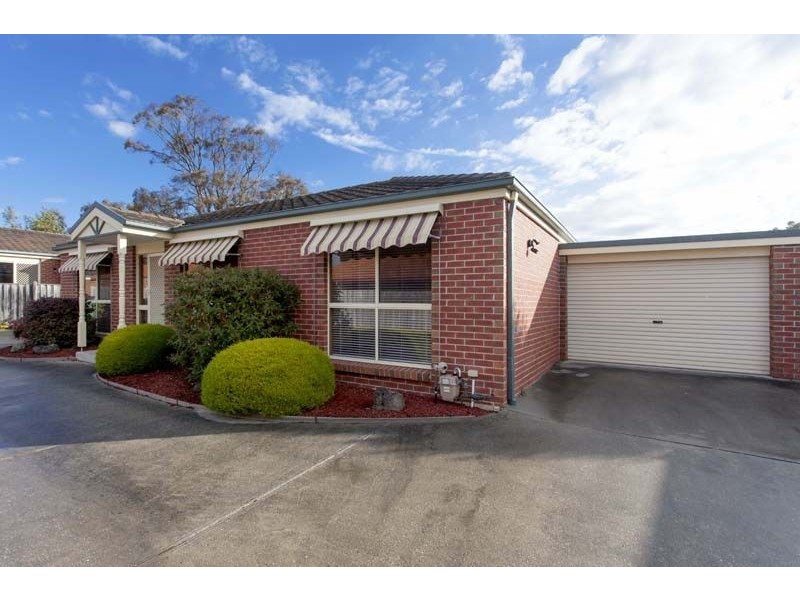 2/51 Guelph Street, Somerville VIC 3912