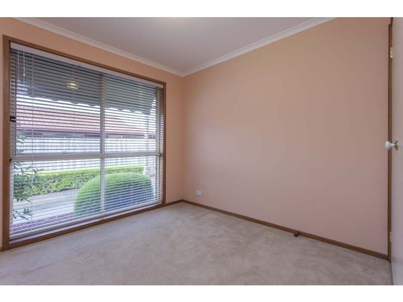 2/51 Guelph Street, Somerville VIC 3912