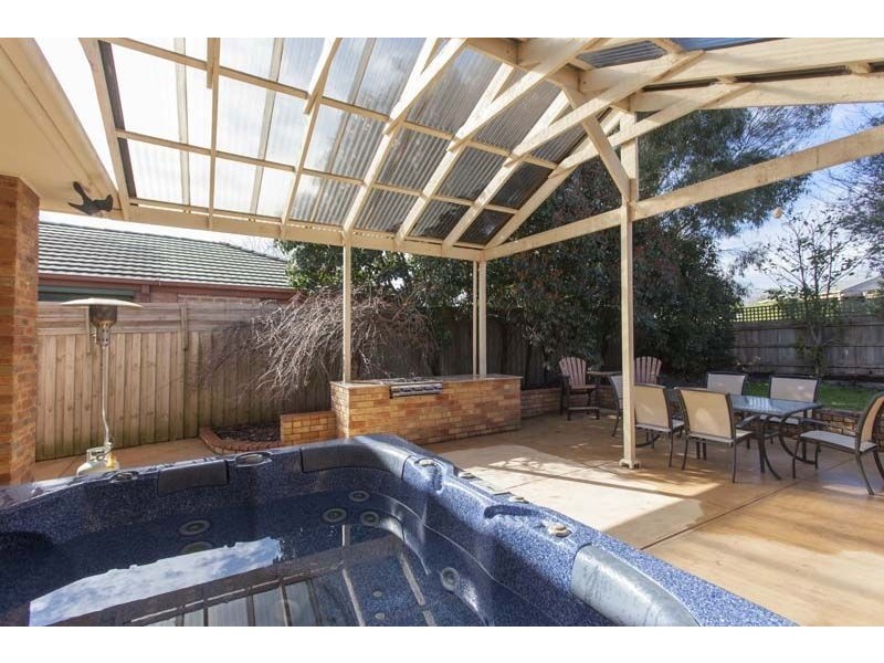 7 Black Wattle Place, Somerville VIC 3912