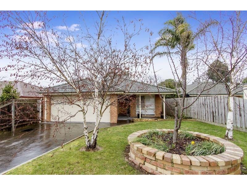 102A Clarendon Drive, Somerville VIC 3912