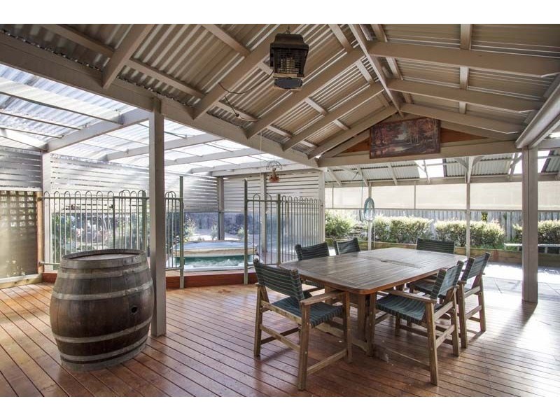 9 Applewood Rise, Somerville VIC 3912