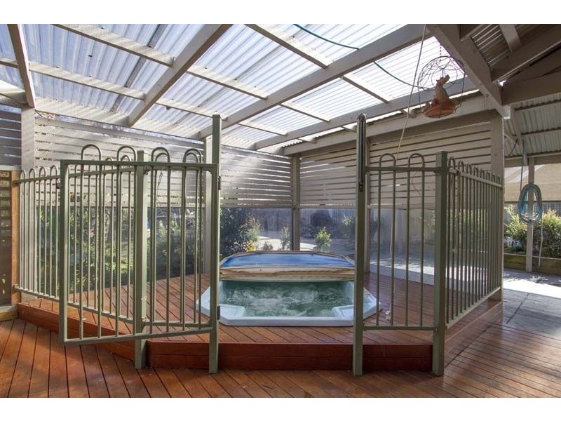 9 Applewood Rise, Somerville VIC 3912