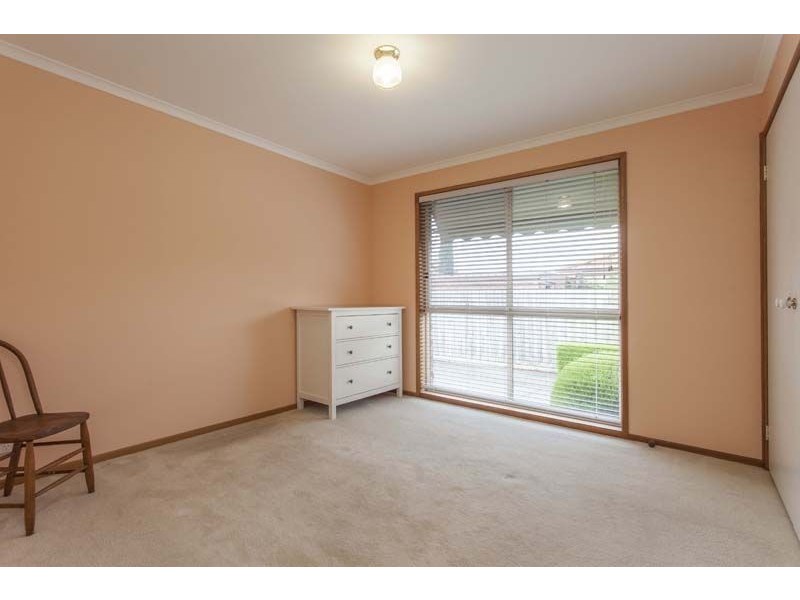 2/51 Guelph Street, Somerville VIC 3912